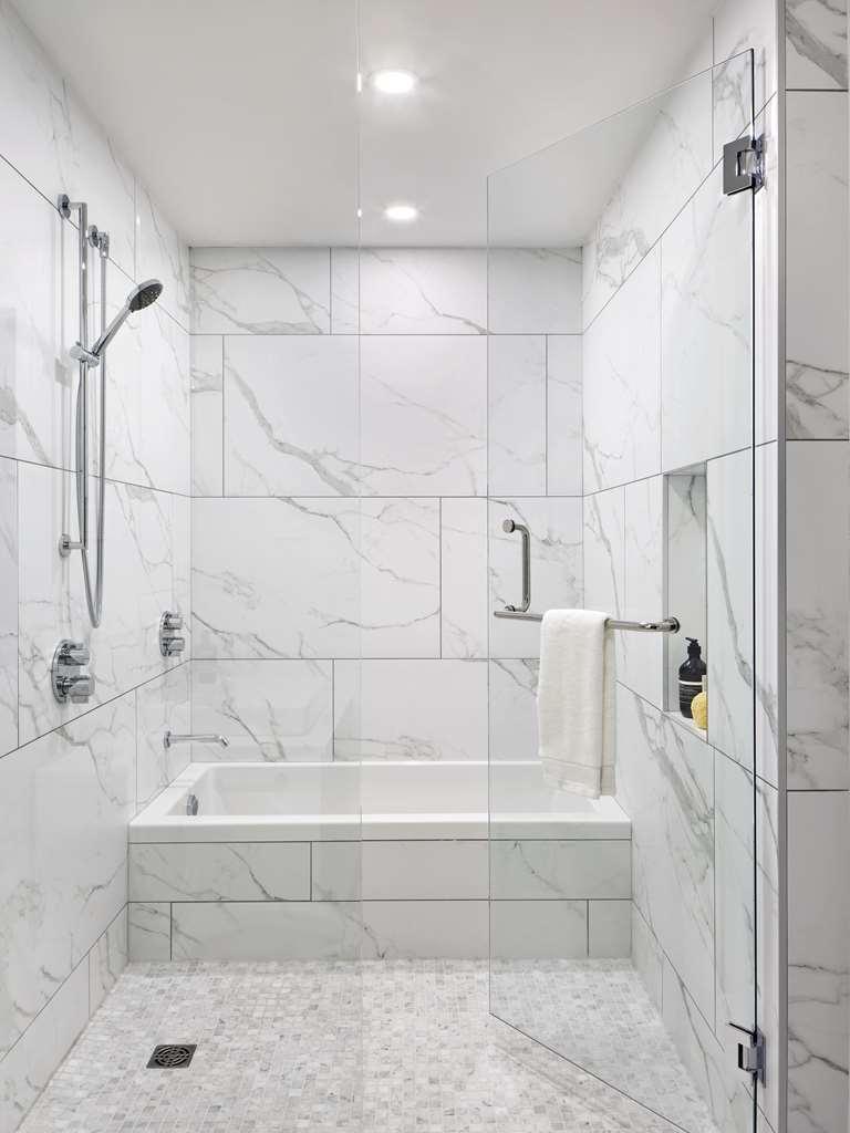 The Residences At Telus Sky Hotel *
